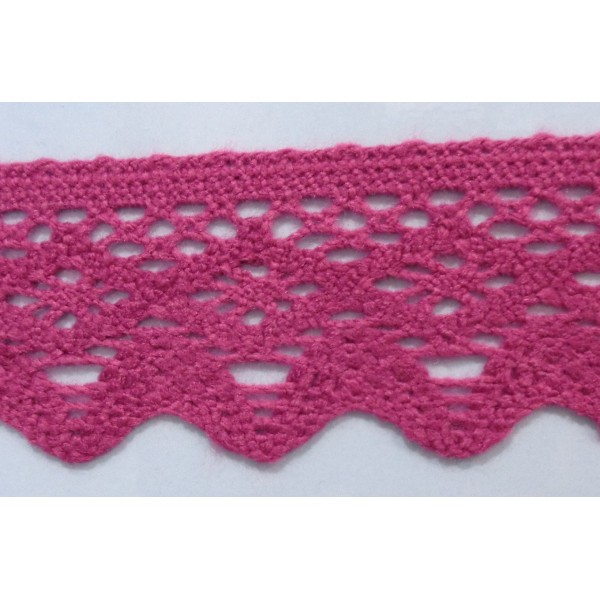 Puntilla ancha de lana color
