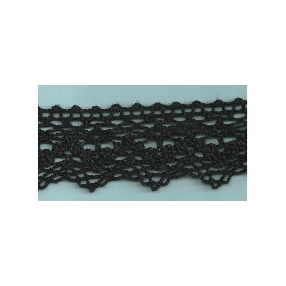 Puntilla de hilo negro Ref.02