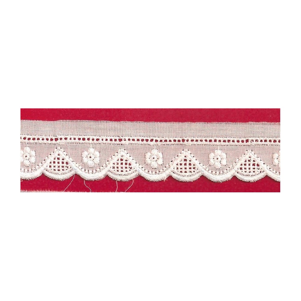 Puntilla de tira bordada blanca Ref.27