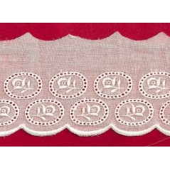Puntilla de tira bordada blanca Ref.30H