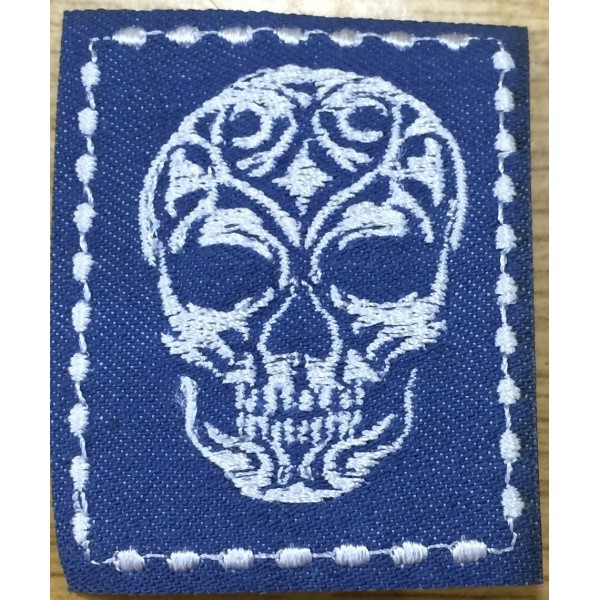 pegatina para ropa con Calavera